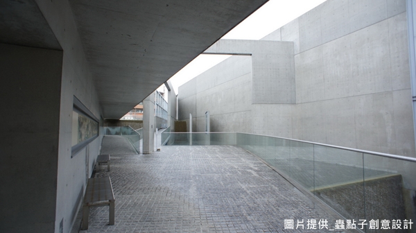 「我們沒有花俏的色調，也沒有華麗的材質，更沒有絢爛